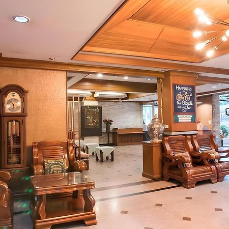 Collection O Howard Square Boutique Hotel Bangkok Buitenkant foto
