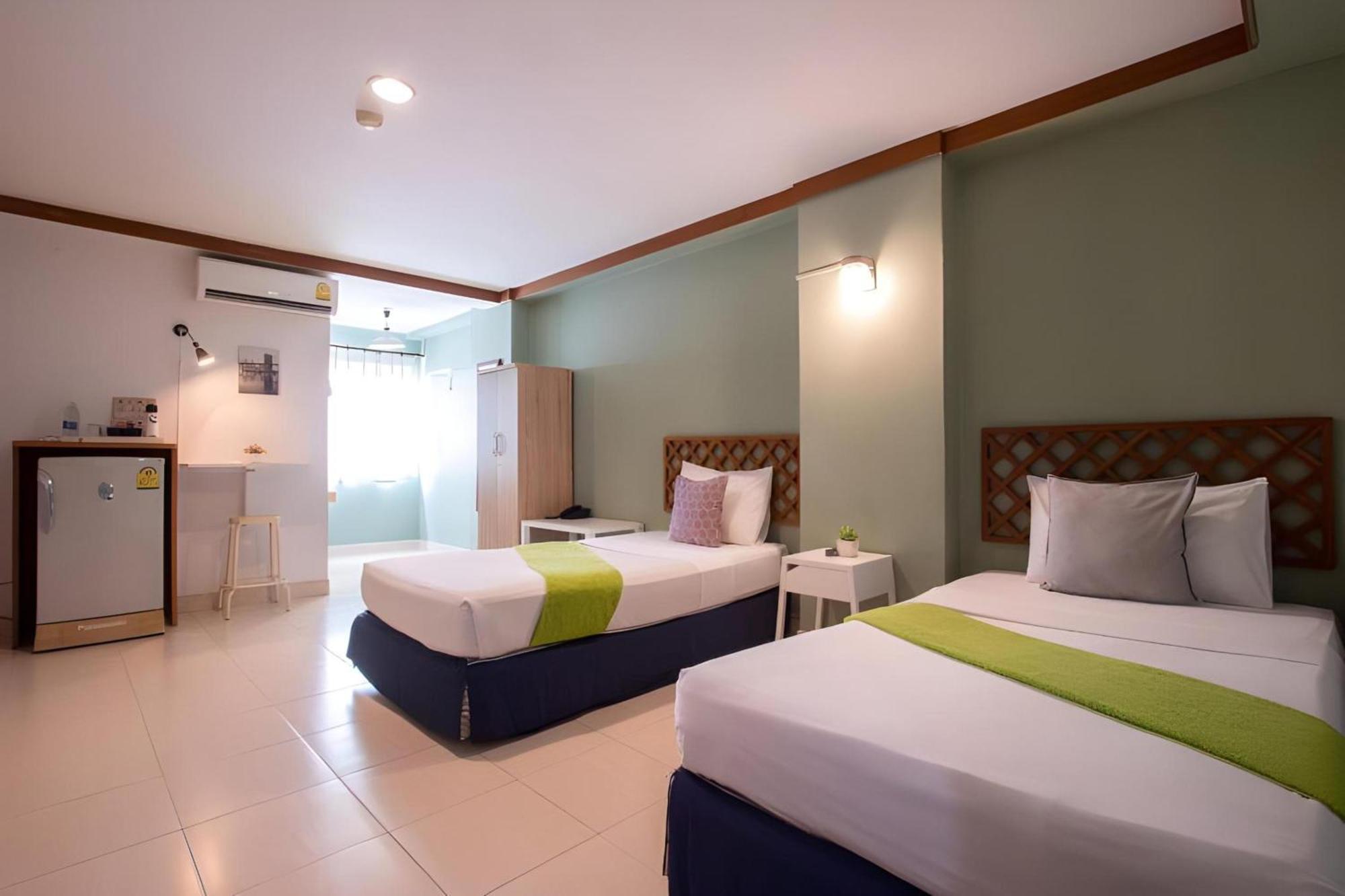 Collection O Howard Square Boutique Hotel Bangkok Buitenkant foto